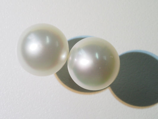 Australian South Sea Pearl Stud Earrings 14-15mm | Tayam Jewellery