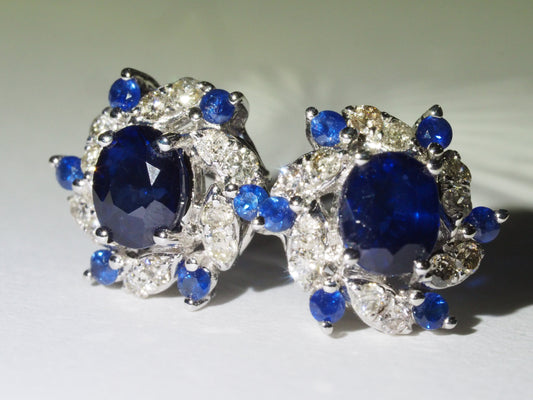 18k Natural blue sapphire and diamonds earrings Radiant Blue Elegance | Tayam Jewellery