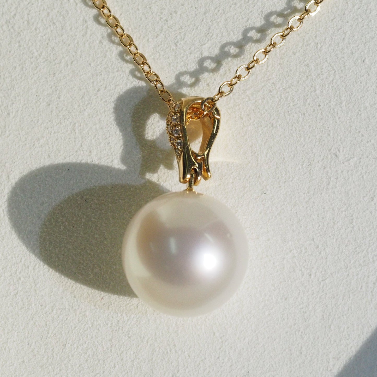 14-15mm South Sea pearl pendant side view — AAA lustre 18K yellow gold | Tayam Sydney CBD