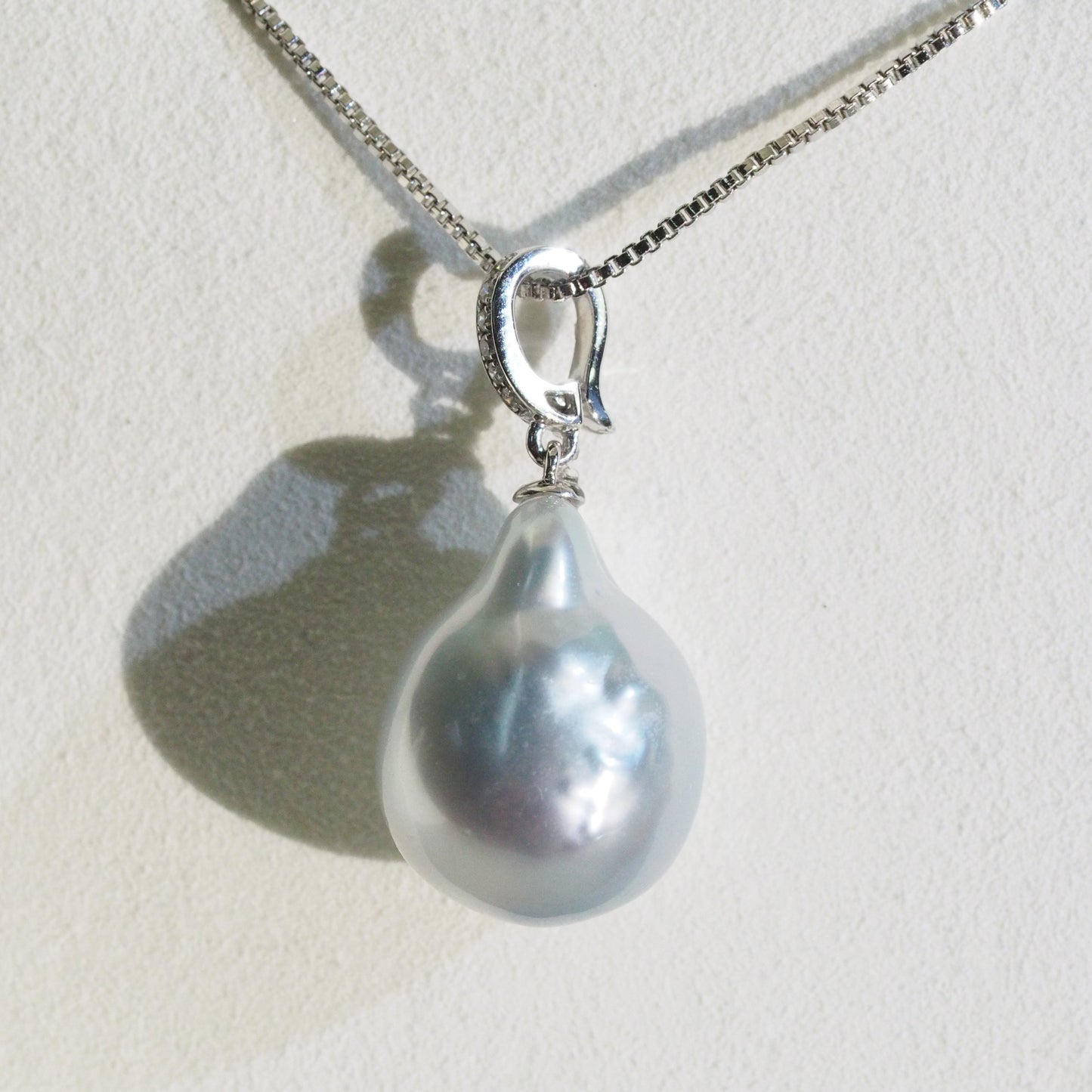 Baroque pearl pendant side view — one of a kind silver blue 9K white gold | Tayam Sydney CBD