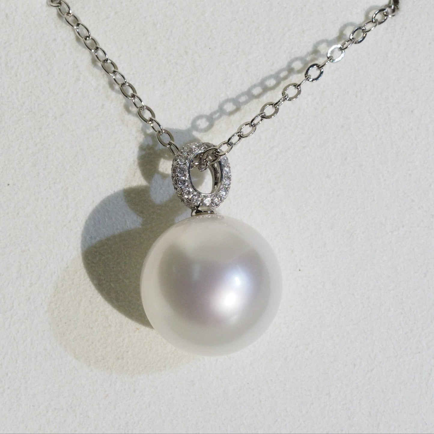 South Sea pearl pendant side view — round pearl classic design 18K white gold | Tayam Sydney CBD