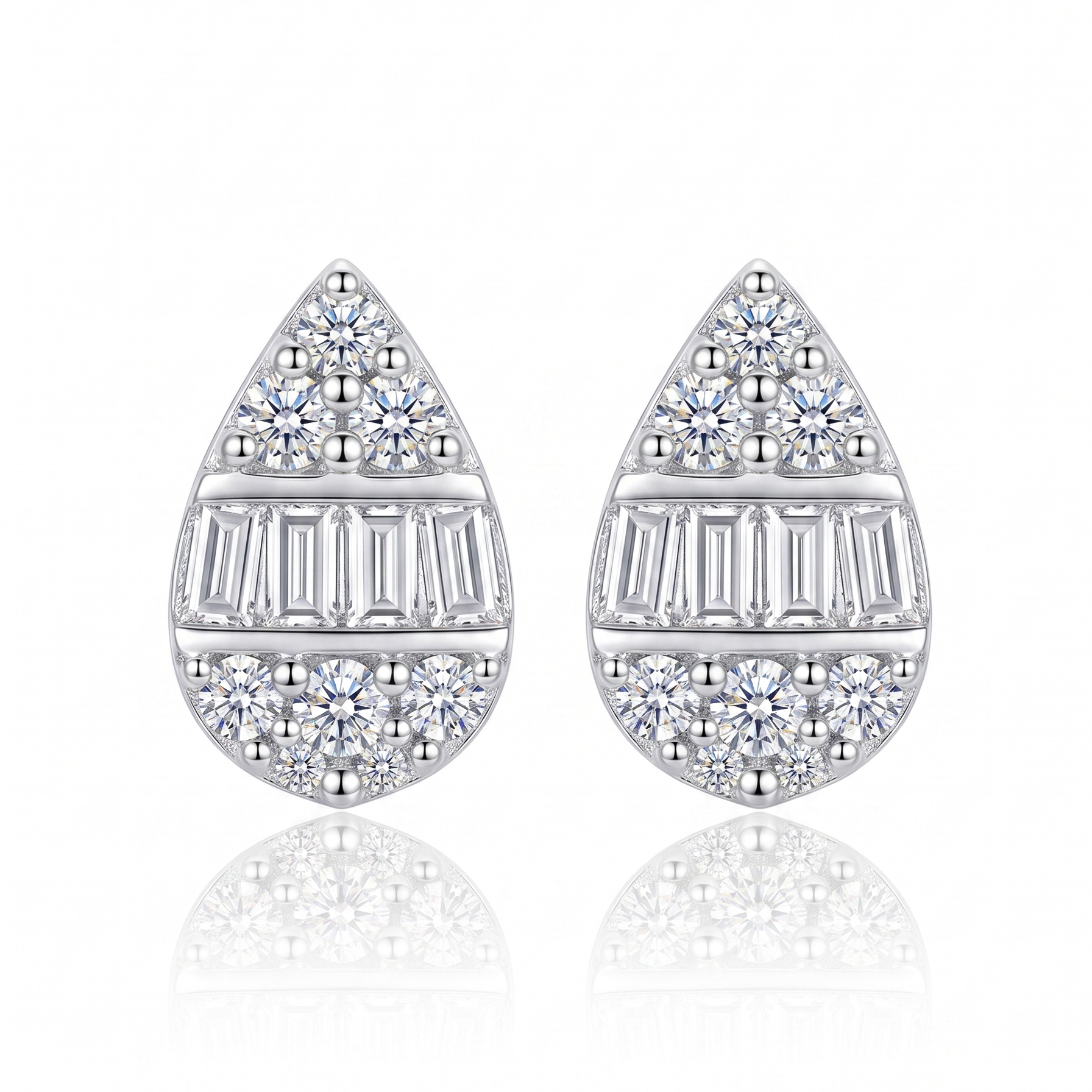 18k White Gold Diamond Teardrop Stud Earrings (0.20ct) |Sydney CBD | Tayam Jewellery