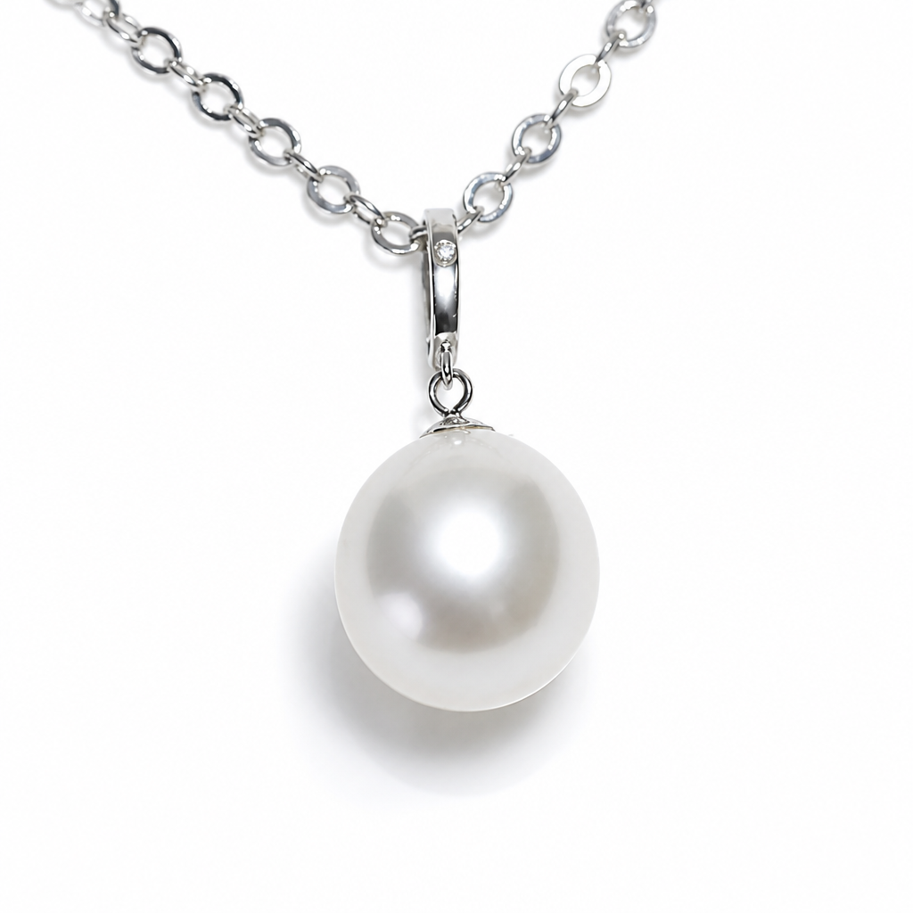 10.5-11mm oval South Sea pearl pendant with natural diamonds — platinum | Tayam Sydney CBD