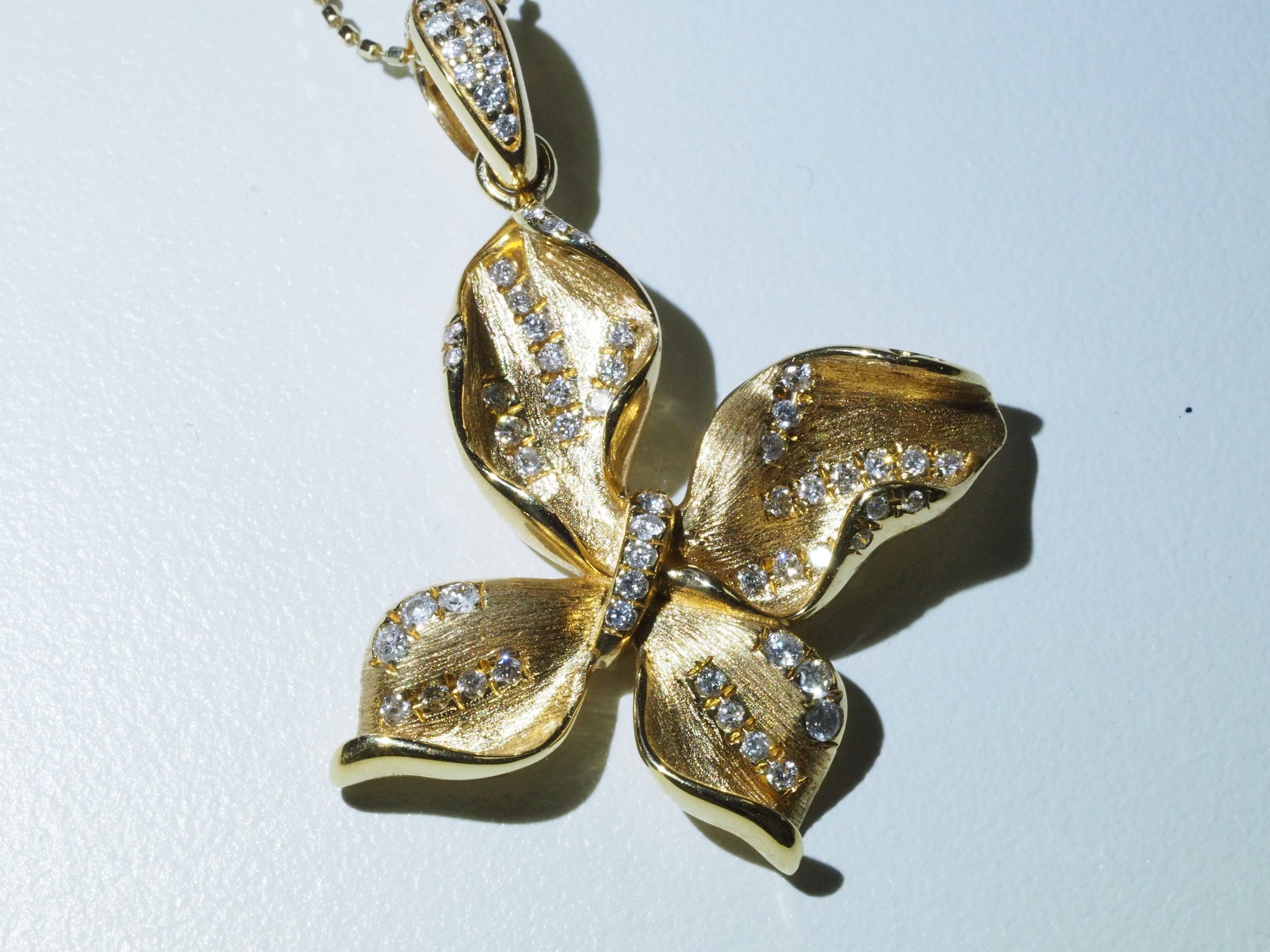 18K Gold Diamond Brushed Butterfly Necklace | Tayam Jewellery