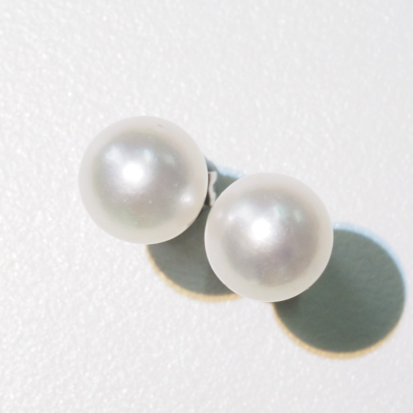 Australian South Sea Pearl Stud Earrings (8-9mm) | Tayam Jewellery