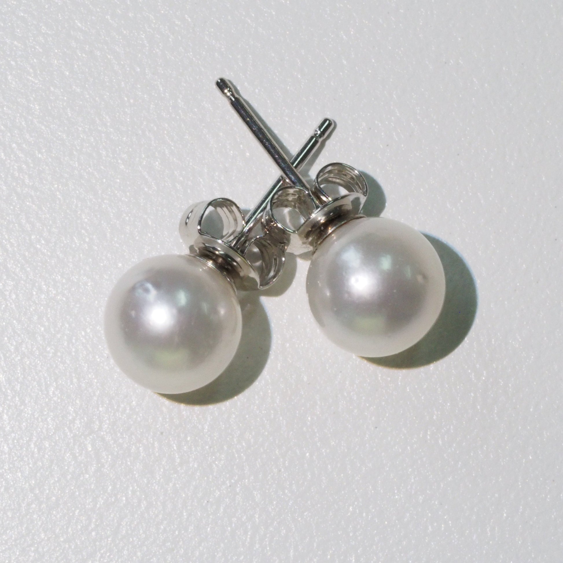 Australian South Sea Pearl Stud Earrings (8-9mm) | Tayam Jewellery