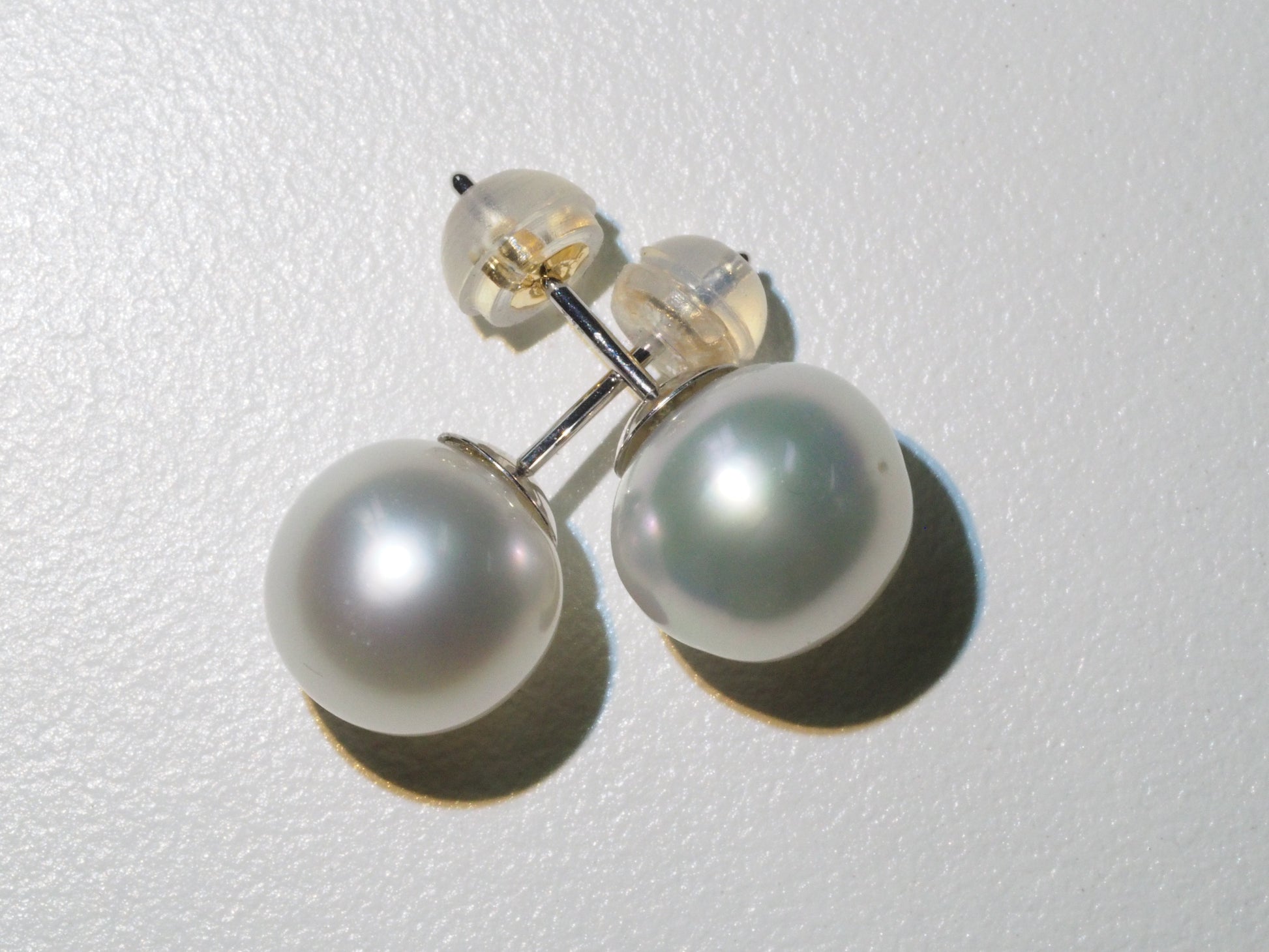 Australian South Sea Pearl Stud Earrings (9-10mm) | Tayam Jewellery