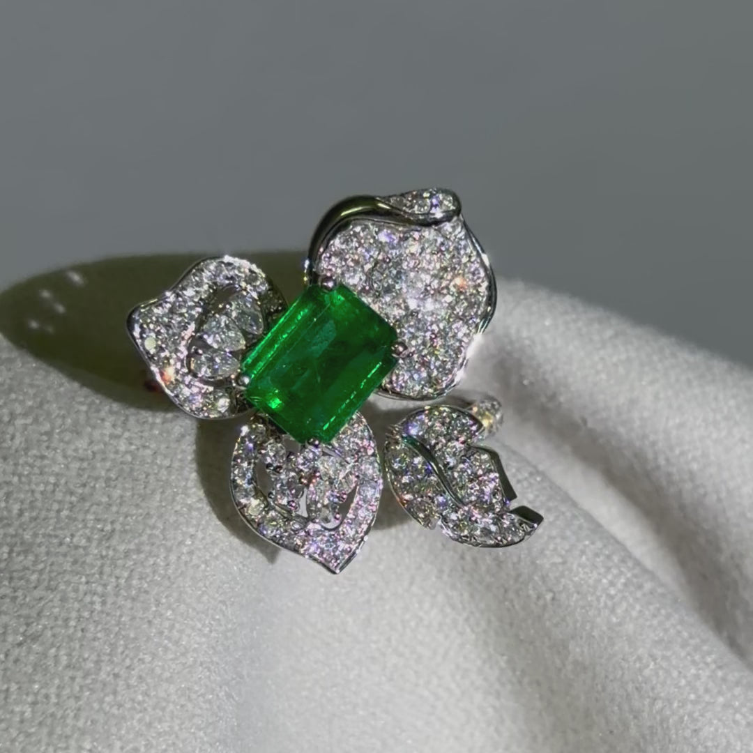 1.58ct Zambian vivid green emerald flower ring rotating video — GUILD certified, 18K white gold, 0.86ct diamonds | Tayam Sydney CBD