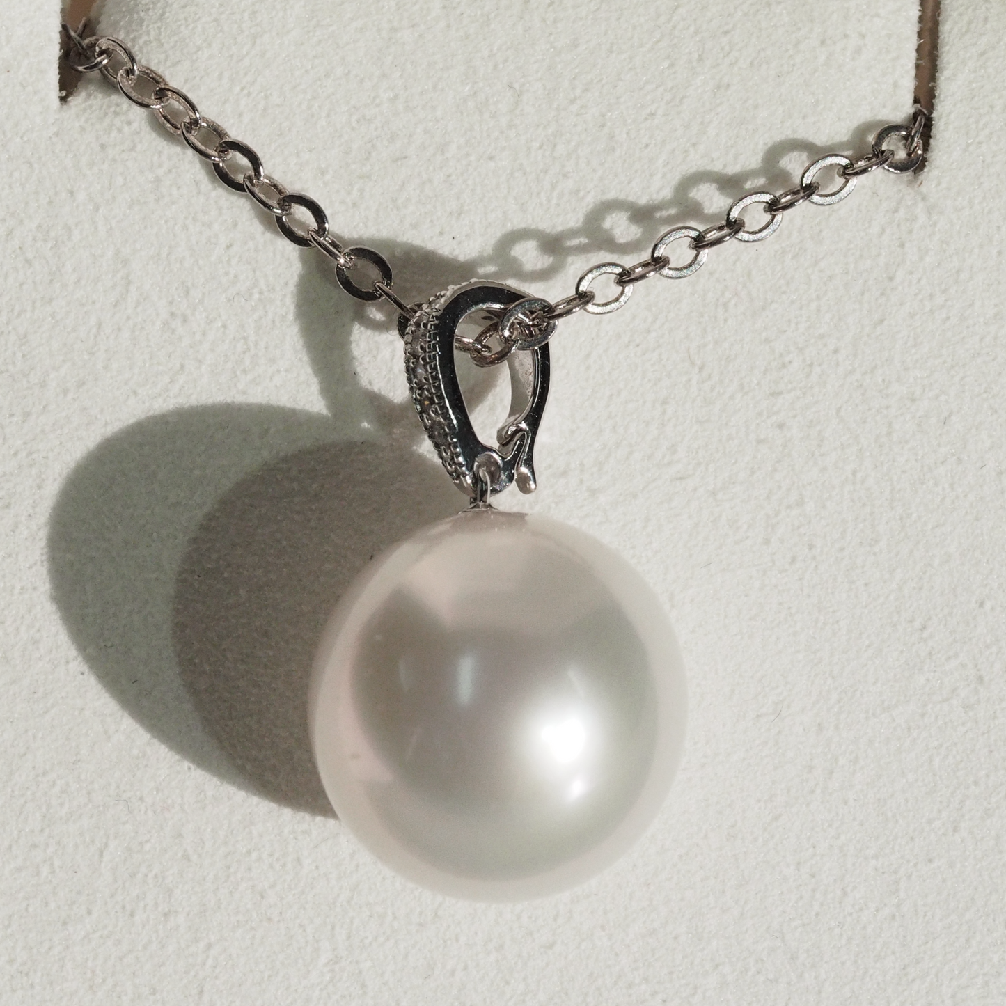 South Sea pearl pendant side view — 14mm round classic design 18K white gold | Tayam Sydney CBD